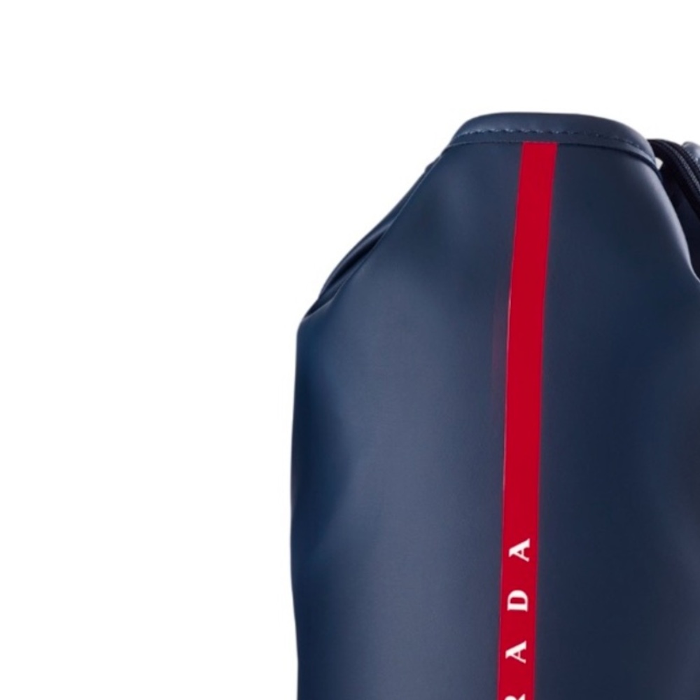 Prada Luna Rossa Ocean Navy and Red Sailing Bag. Waterproof. New in Dust Bag - Picture 4 of 10